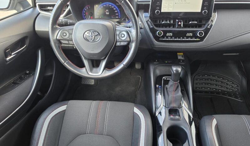TOYOTA COROLLA Sedan 1.8 Hybrid GR-Sport e-CVT Magyarországi! Vez.sz.könyv! full