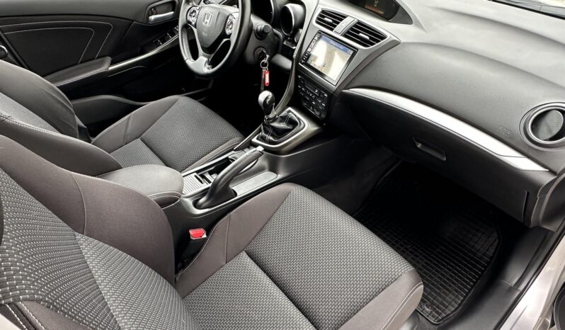 HONDA CIVIC 1.8 Elegance 15 ADAS NAVI 6MT Magyarországi! Sérülésmentes! Vezetett szervizkönyv! full