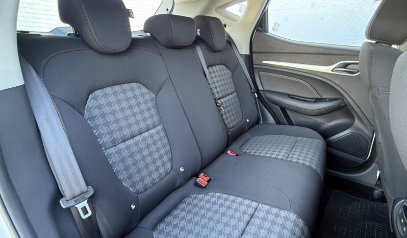 MG ZS 1.5 GDI Comfort 5800Km!!! Gyári Fény!!! Vezetett szervíz!! Garanciális!!! full