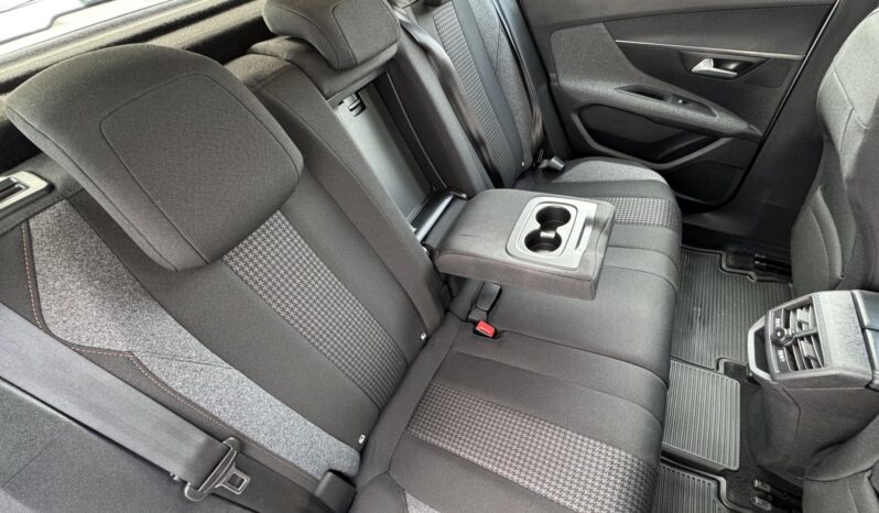 PEUGEOT 3008 1.2 PureTech Active Pack EAT8 Magyarországi!!! Sérülésmentes!!! 41.000Km!!! Eslő tulajdonostól!!! full