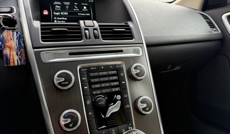 VOLVO XC60 2.0 D [D4] Kinetic FWD Magyarországi!!! Első tulajdonostól!!! Vezetett szervízkönyv!!! full