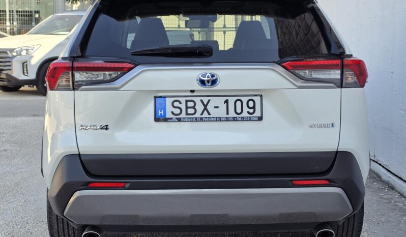 TOYOTA RAV 4 Rav4 2.5 Hybrid Executive e-CVT Magyarországi! Vezetett szervizkönyv! Panorámatető! JBL! full