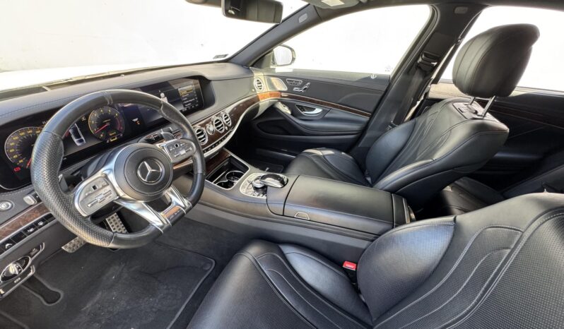MERCEDES-BENZ S 560 9G-TRONIC Vezetett szervízkönyv!! Makulátlan állapot!! full