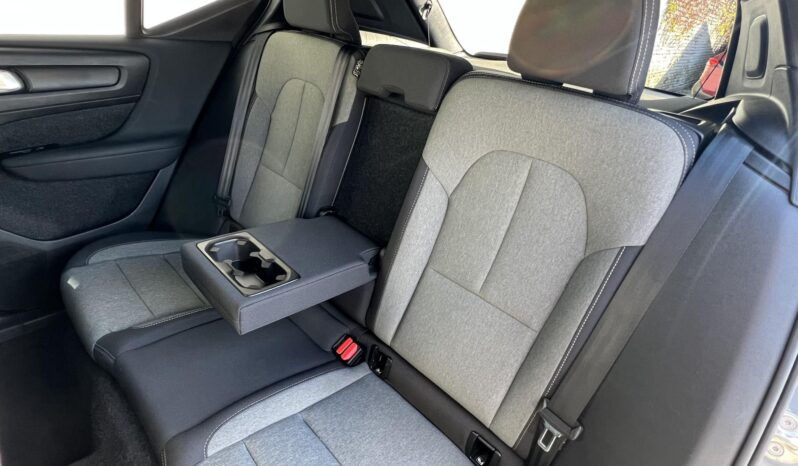 VOLVO XC40 2.0 [B3] MHEV Plus Bright DCT Magyarországi!!! Vezetett szervízkönyv!!! full