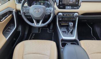 TOYOTA RAV 4 Rav4 2.5 Hybrid Executive e-CVT Magyarországi! Vezetett szervizkönyv! Panorámatető! JBL! full