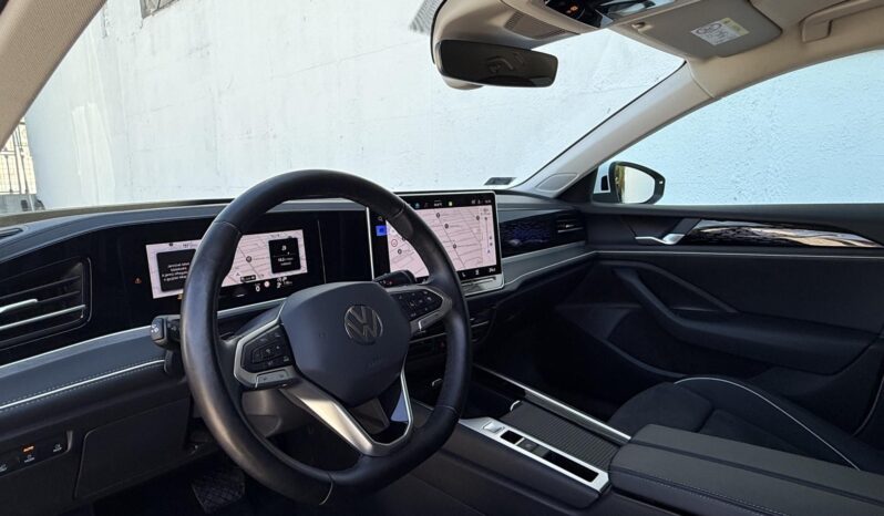 VOLKSWAGEN PASSAT VIII Variant 2.0 TDI SCR Elegance Magyarországi!!! Gyönyörű állapot!!! full