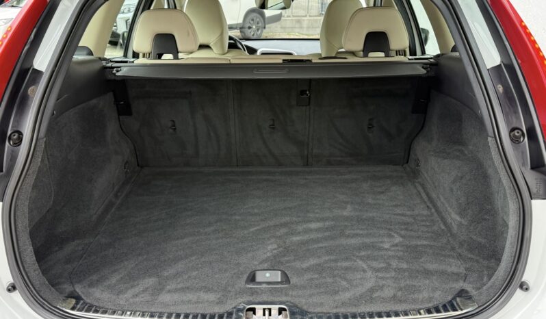 VOLVO XC60 2.0 D [D4] Kinetic FWD Magyarországi!!! Első tulajdonostól!!! Vezetett szervízkönyv!!! full