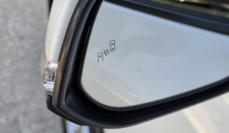 TOYOTA RAV 4 Rav4 2.5 Hybrid Executive e-CVT Magyarországi! Vezetett szervizkönyv! Panorámatető! JBL! full